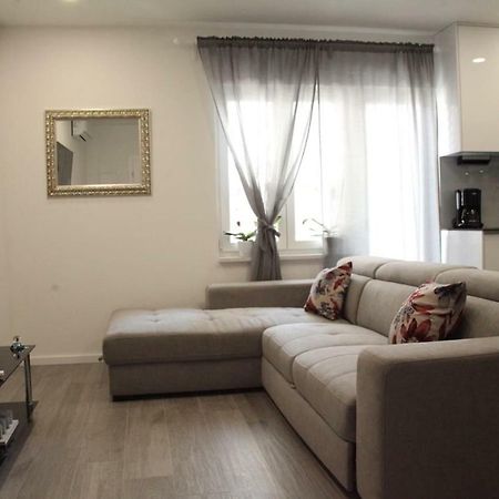 Apartments Holiday Baška Voda Dış mekan fotoğraf