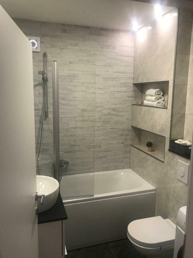 Apartments Holiday Baška Voda Dış mekan fotoğraf