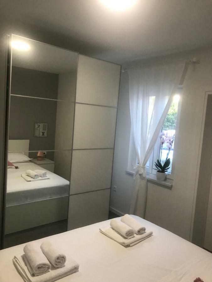 Apartments Holiday Baška Voda Dış mekan fotoğraf